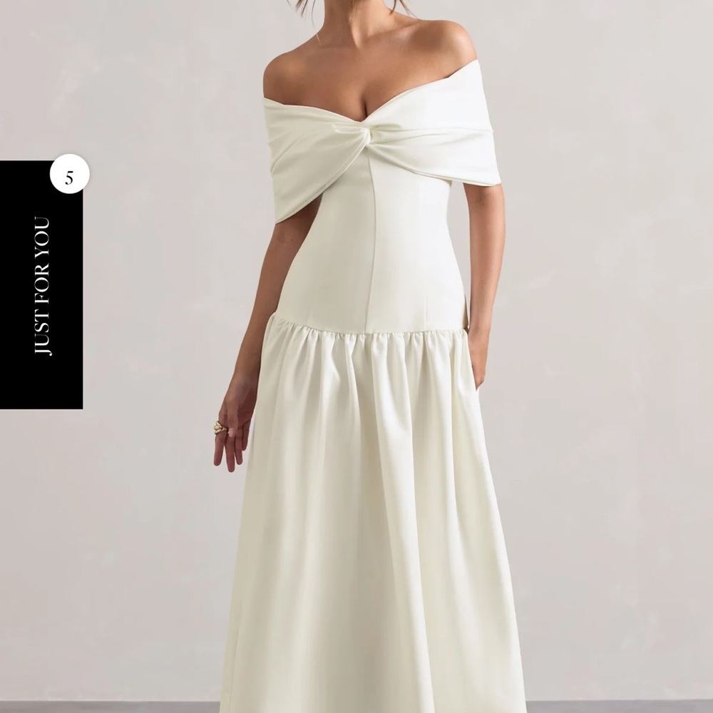 Elegant White Strapless Dress